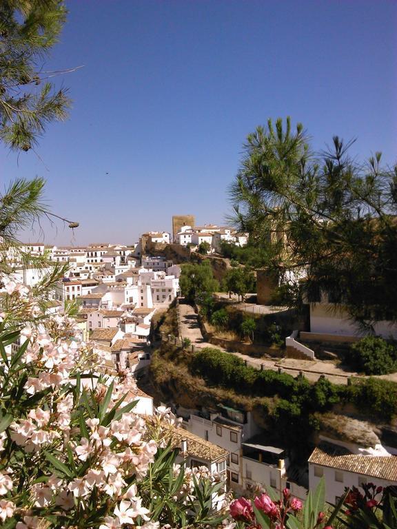 Vivienda Rural Los Tajos De Setenil Setenil De Las Bodegas Экстерьер фото