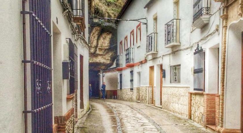 Vivienda Rural Los Tajos De Setenil Setenil De Las Bodegas Экстерьер фото