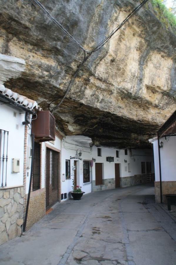 Vivienda Rural Los Tajos De Setenil Setenil De Las Bodegas Экстерьер фото