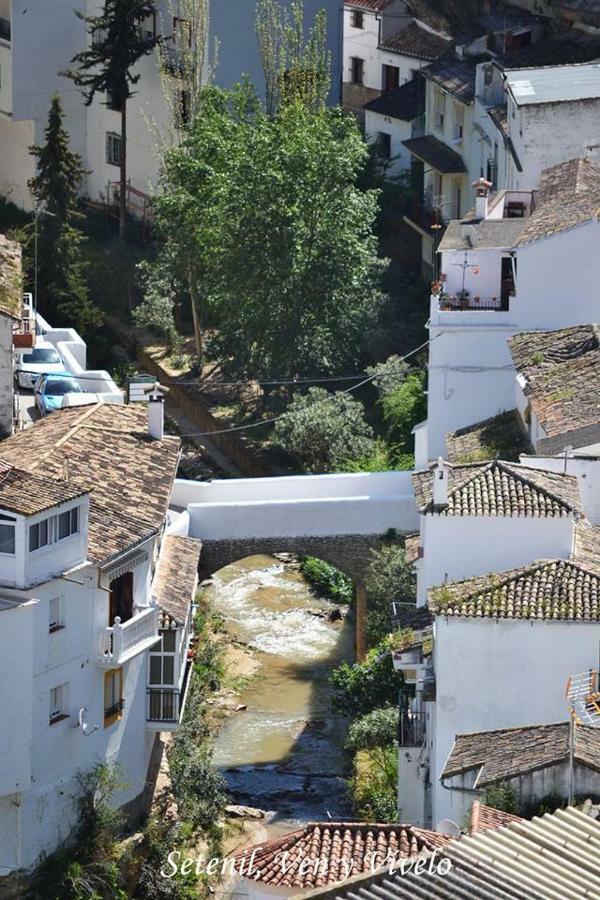 Vivienda Rural Los Tajos De Setenil Setenil De Las Bodegas Экстерьер фото